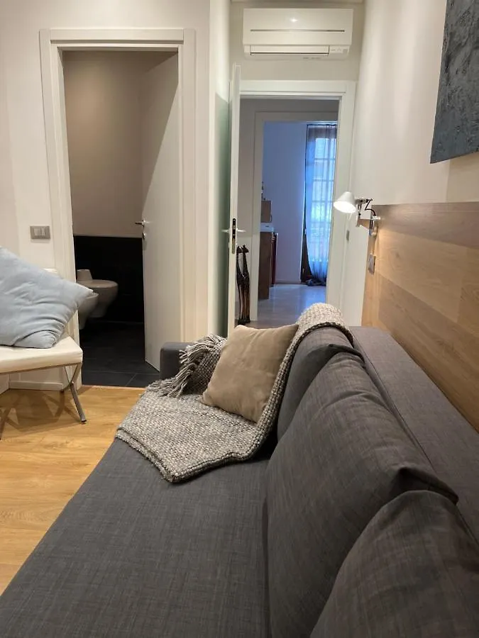 Apartment Acero Rosso Рикко-дель-Гольфо-ди-Специя 0*,  Италия
